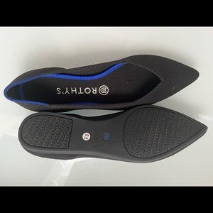 Rothy’s Pointed Toe flats (8.5 in black) - NEW